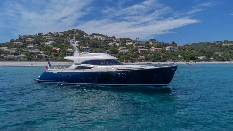 Saphir Yacht Photos Pics 