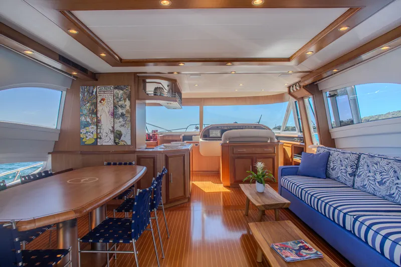 Saphir Yacht Photos Pics 