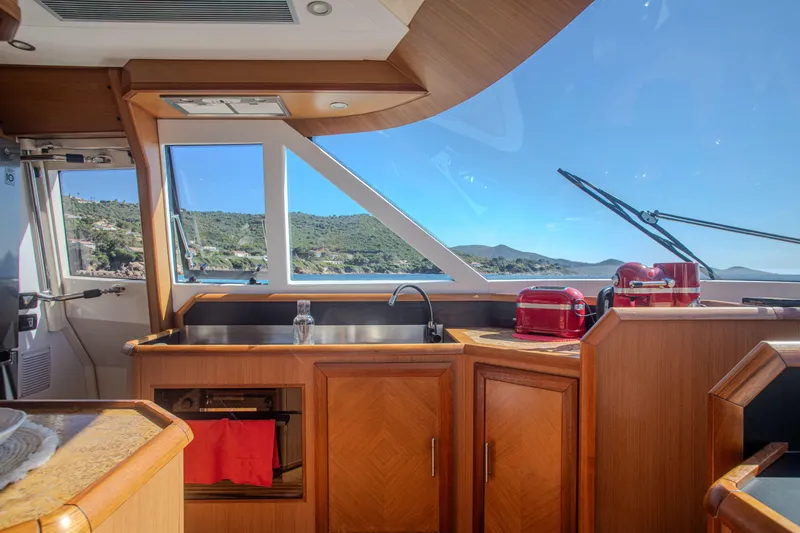 Saphir Yacht Photos Pics 