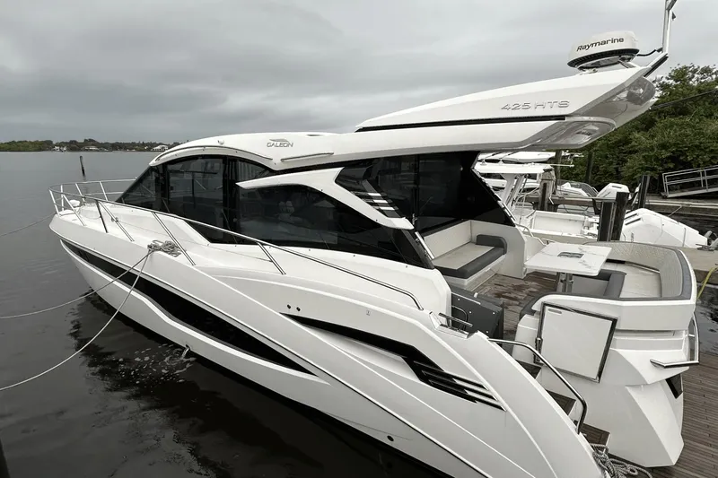  Yacht Photos Pics 