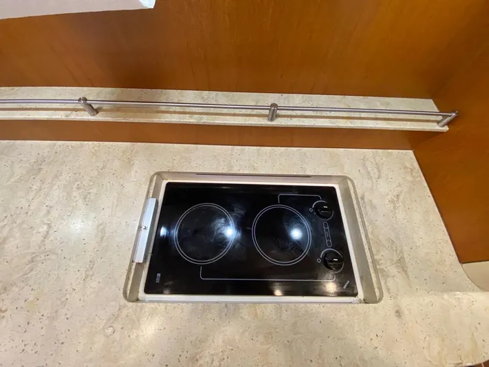 Kostas More Yacht Photos Pics Galley with cooktop on Tiara Yachts 4300 Sovran, year 2009.