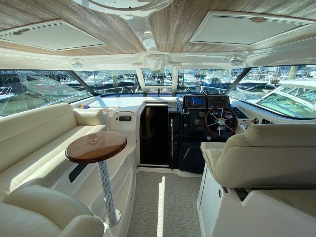 2009 Tiara Yachts 43 