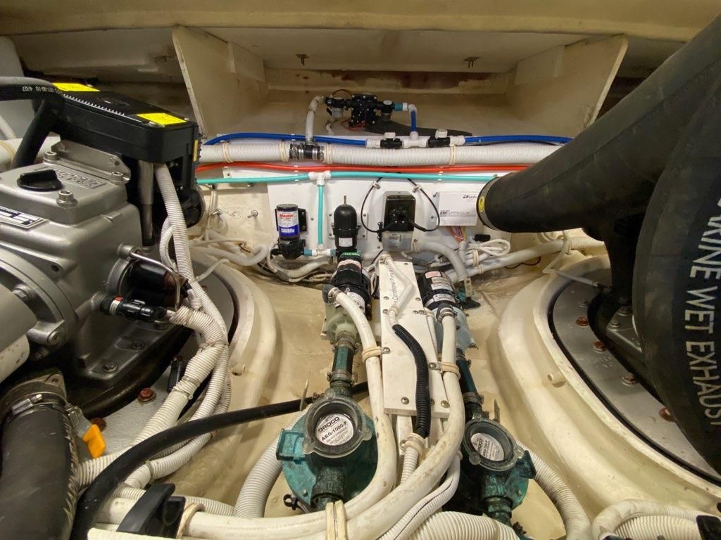 2009 Tiara Yachts 43 