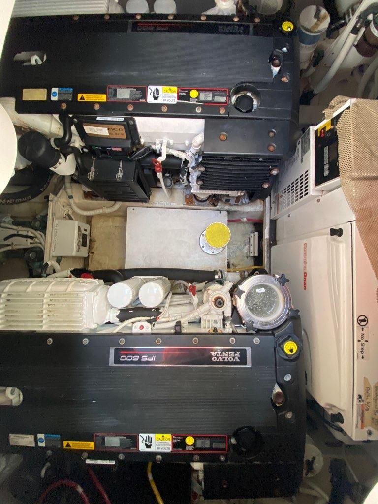 2009 Tiara Yachts 43 