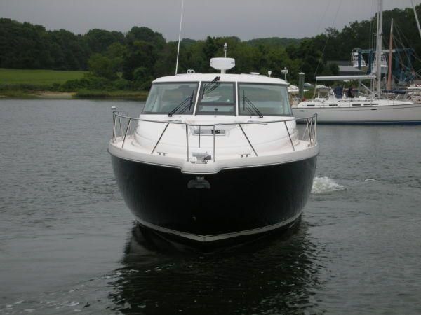 2009 Tiara Yachts 43 