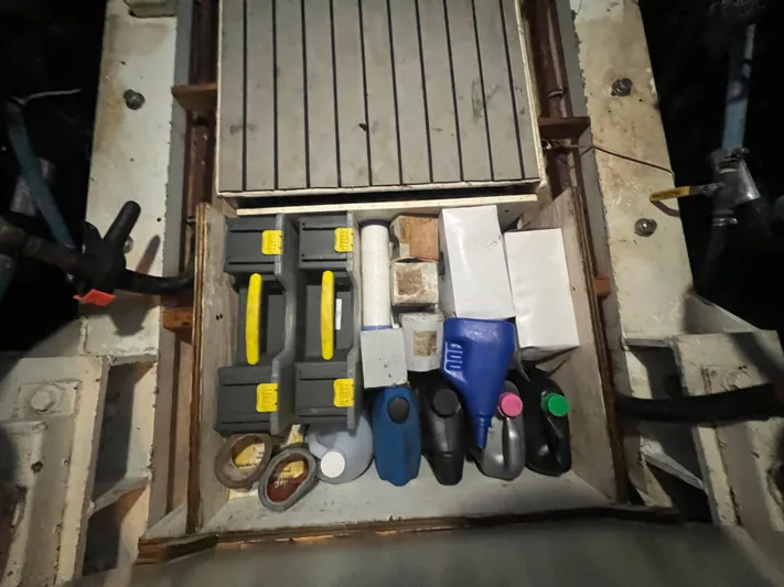 Journey's End Yacht Photos Pics 