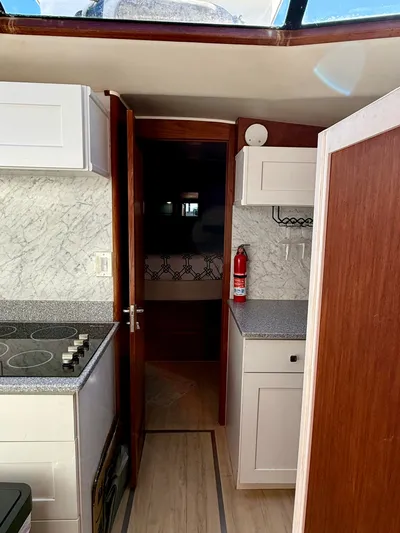 Journey's End Yacht Photos Pics 