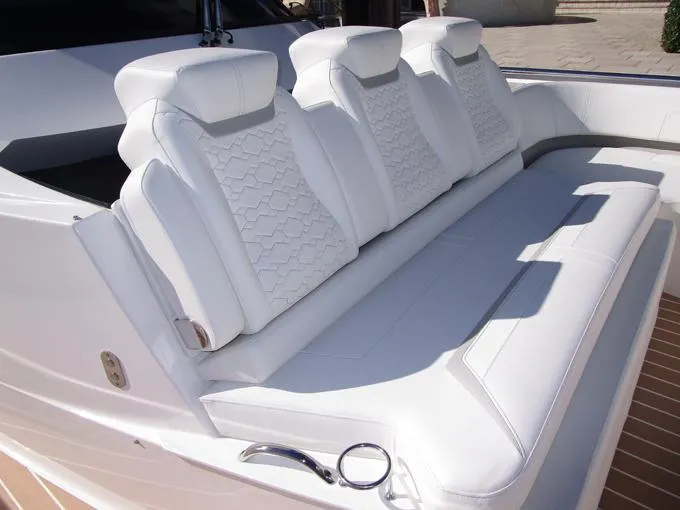 A Lazee Day Yacht Photos Pics Aft Bow Seating