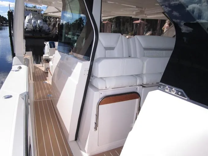 A Lazee Day Yacht Photos Pics Sliding Entry Door