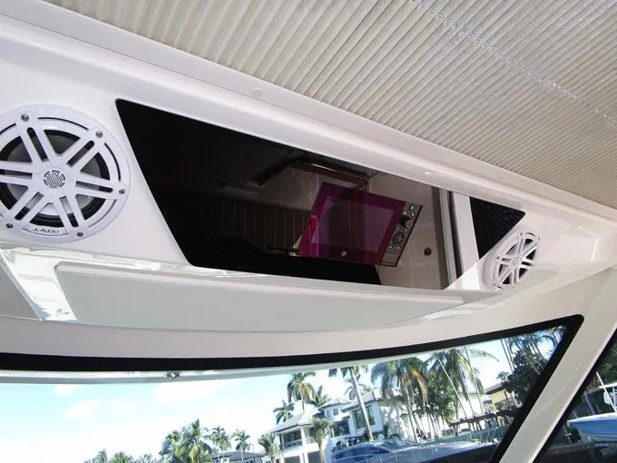 A Lazee Day Yacht Photos Pics Overhead Console