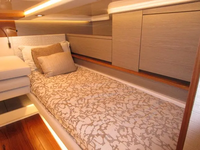 A Lazee Day Yacht Photos Pics Port Berth