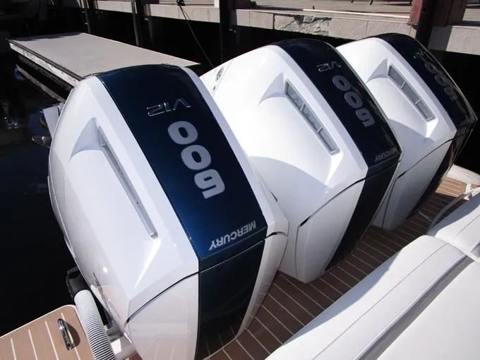 A Lazee Day Yacht Photos Pics V-12 Mercury 600 HP