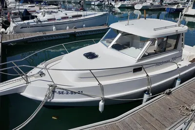 2001 Rodman 700
