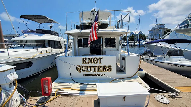 Knot Quitters Yacht Photos Pics Stern Profile