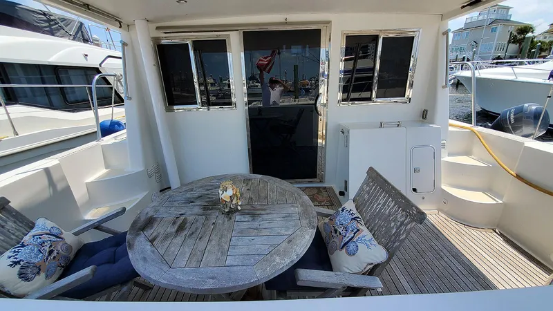 Knot Quitters Yacht Photos Pics Cockpit Forward