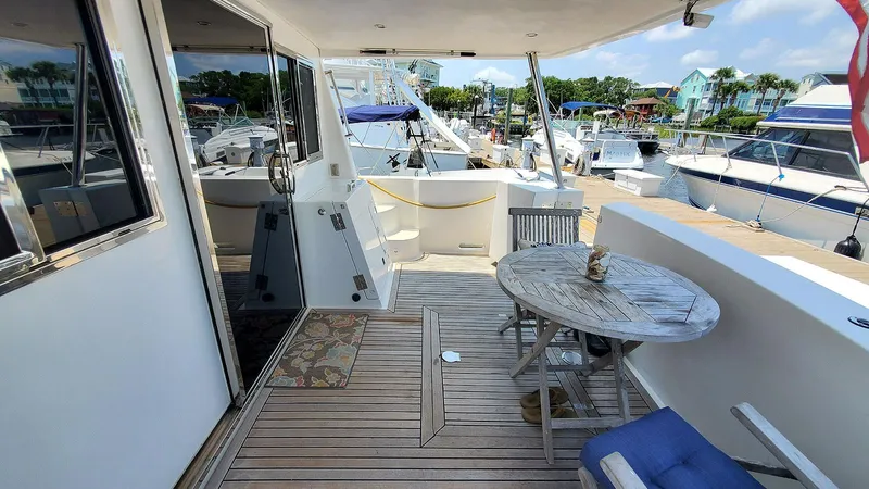 Knot Quitters Yacht Photos Pics Cockpit Starboard