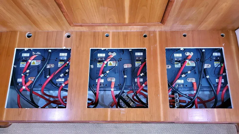 Knot Quitters Yacht Photos Pics 