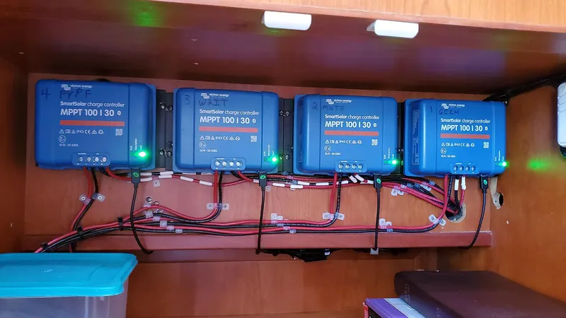 Knot Quitters Yacht Photos Pics 