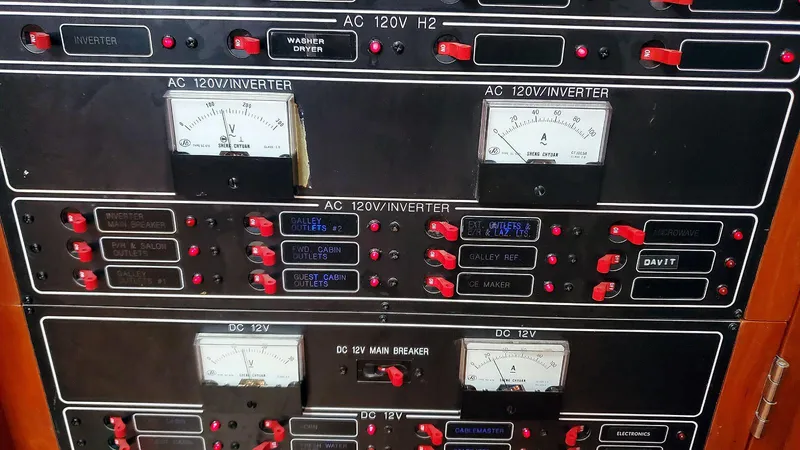 Knot Quitters Yacht Photos Pics 