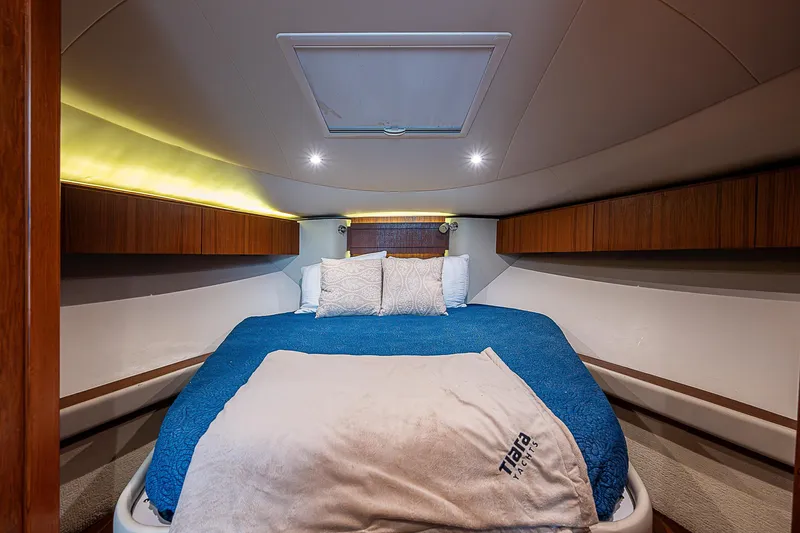 True Blue Yacht Photos Pics 