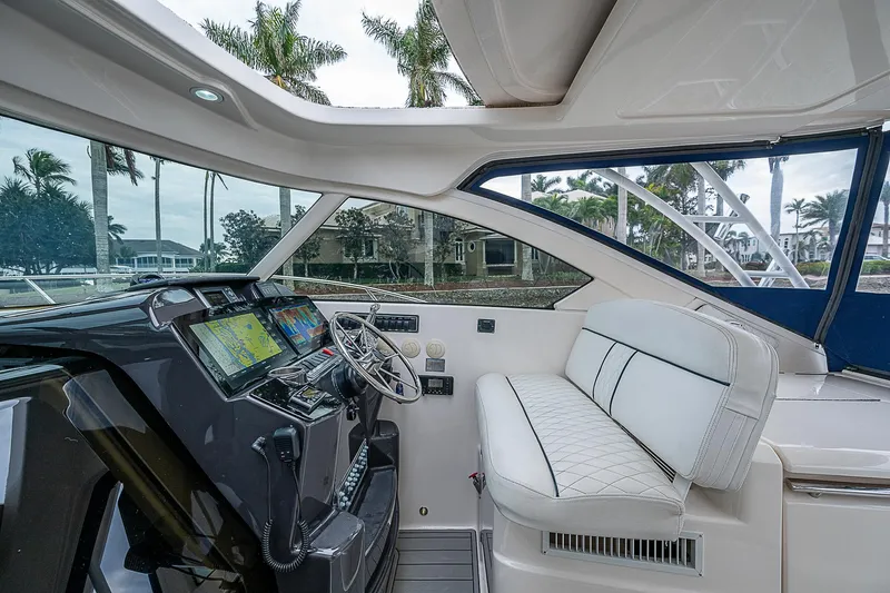 True Blue Yacht Photos Pics 