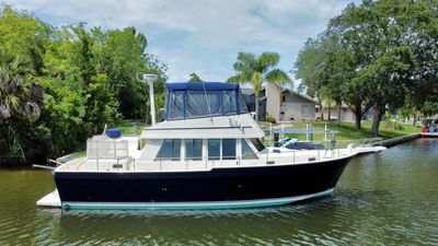 Mainship Trawler