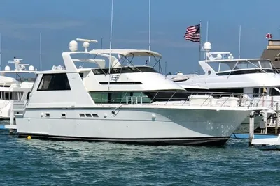 Hatteras 52 Cockpit Motor Yacht