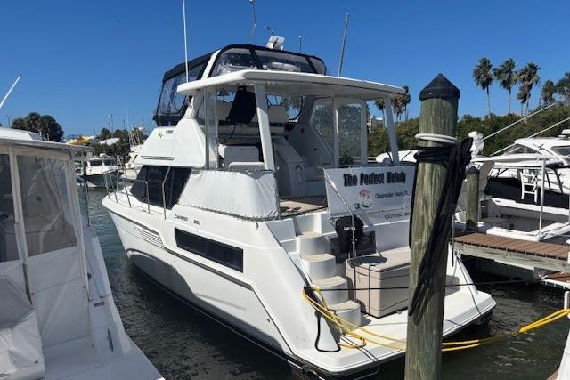 Carver 355 Aft Cabin Motor Yacht
