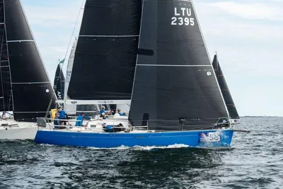 2004 Beneteau First 36.7
