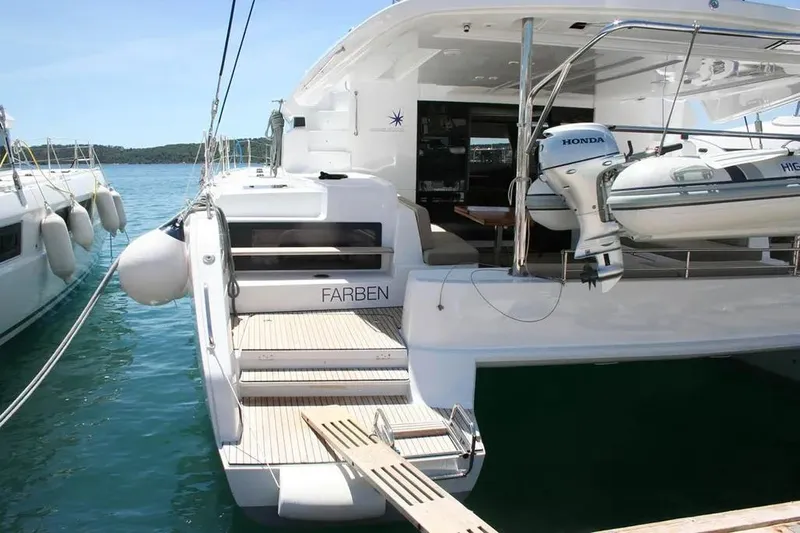 Farben Yacht Photos Pics 