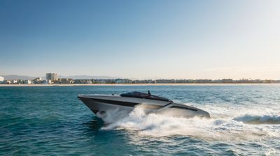 Yacht