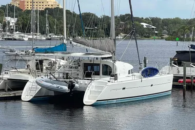 2003 Lagoon 410-S2
