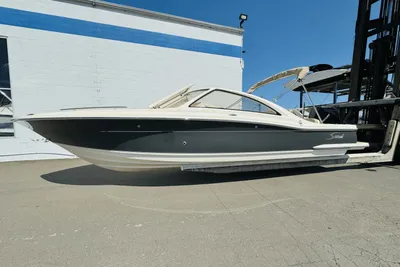 Scout 240 Dorado