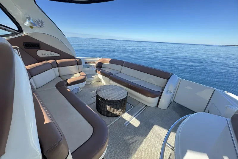  Yacht Photos Pics 2001 Sea Ray Sundancer 510 yacht interior with luxurious seating and ocean view.