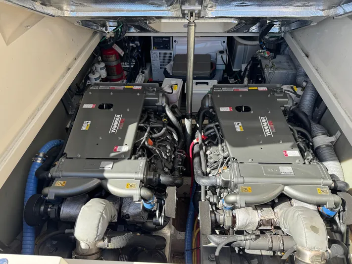 Rambler II Yacht Photos Pics 2014 Hinckley Picnic Boat MKIII RAMBLER II