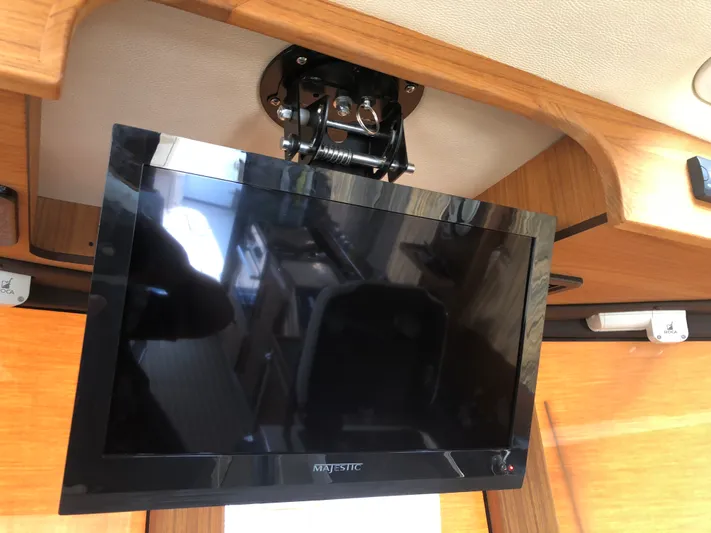  Yacht Photos Pics Majestic TV in 2017 Ranger Tugs R-31 CB boat interior.