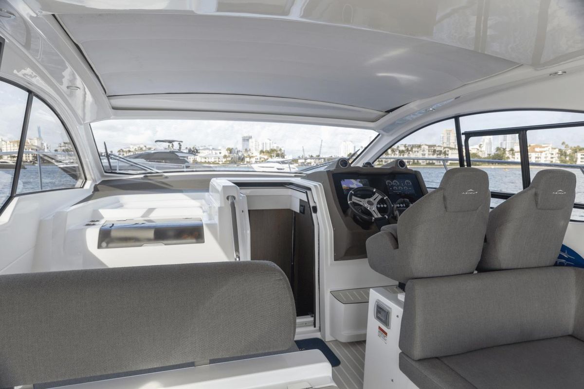 2022 Azimut 45 