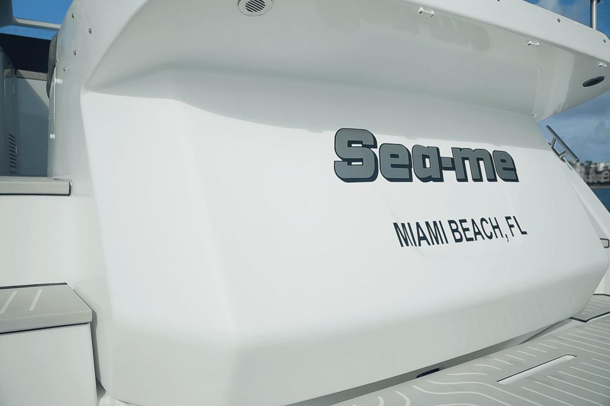 2022 Azimut 45 