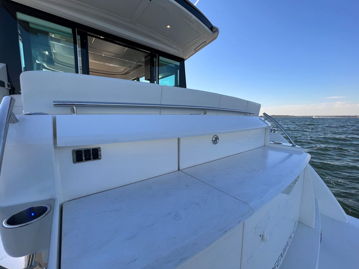 2021 Tiara Yachts 49 