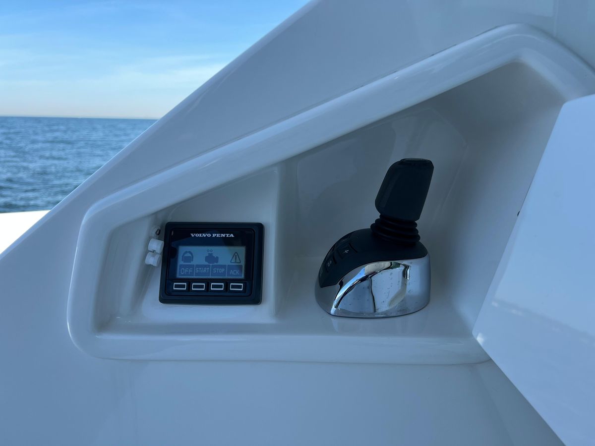 2021 Tiara Yachts 49 