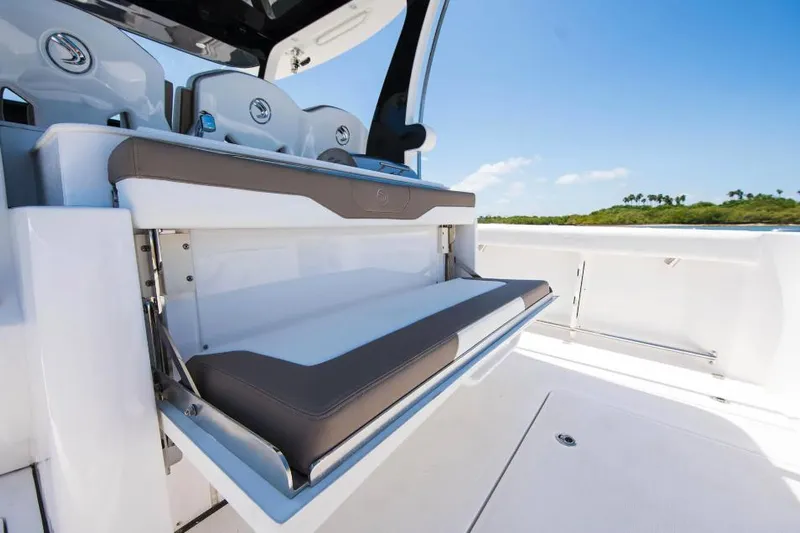  Yacht Photos Pics Manufacturer Provided Image