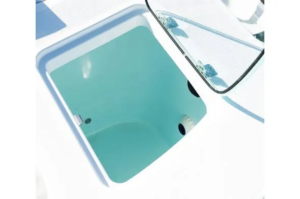  Yacht Photos Pics Manufacturer Provided Image