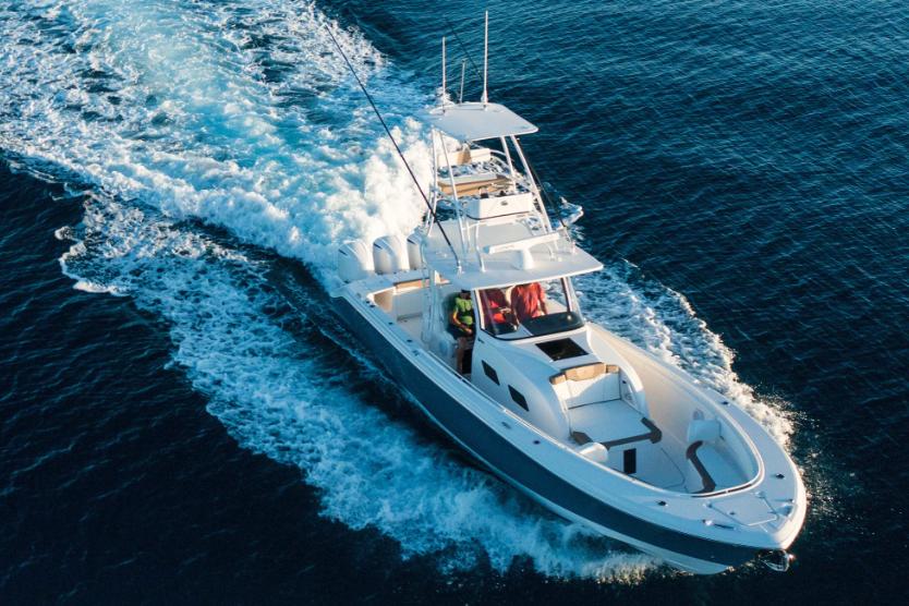 Nuevo 2025 Edgewater 370CC - Florida | TopBarcos.com