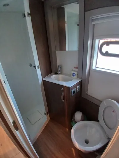 Point Clear Yacht Photos Pics 