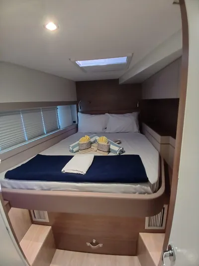 Point Clear Yacht Photos Pics 