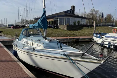 1979 Contessa 28