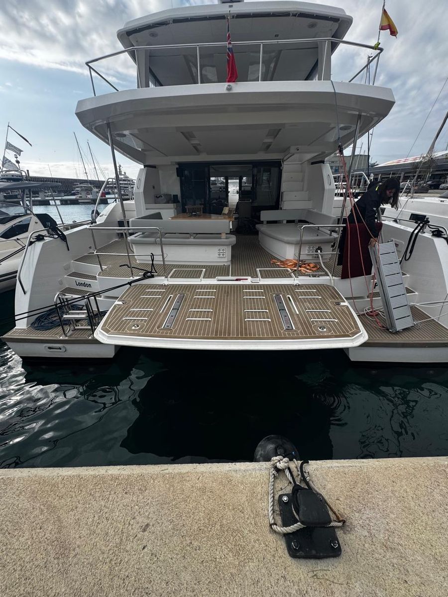 2024 Leopard 52 