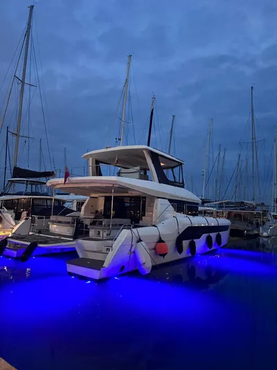Plan C Yacht Photos Pics 