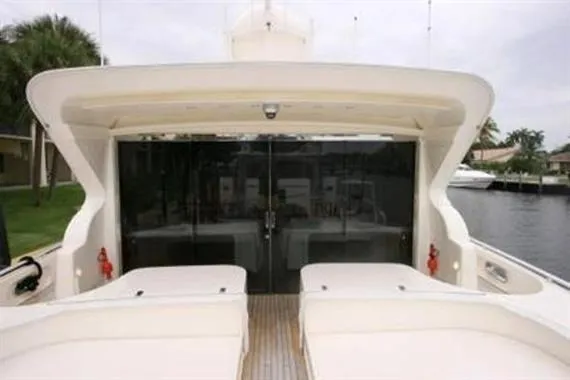 Sks Yacht Photos Pics 2001 Leopard 27 "SKS" -  Aft Deck Day