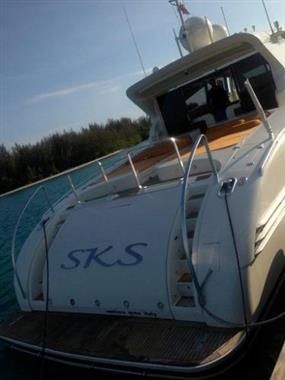 Yacht